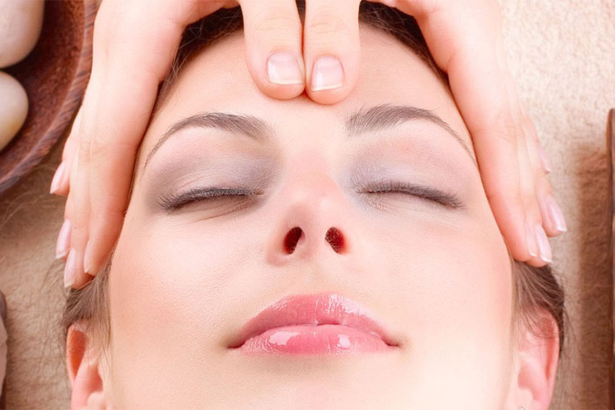 Limpieza e hidratación, efecto lifting con ácido hialurónico, entre otros son los servicios ofrecidos para tu salud y belleza facial.